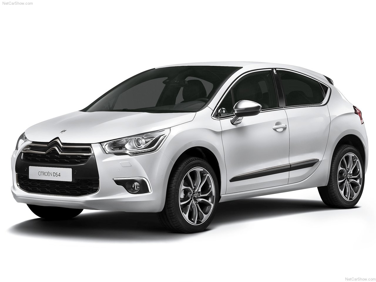 Ds Automobiles Ds 4